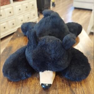 Black Bear Plush Bass Pro Shops Wildlife Artists 13” Laying Down Lovey